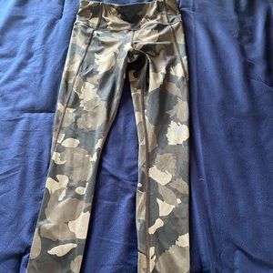 Athleta camo pants